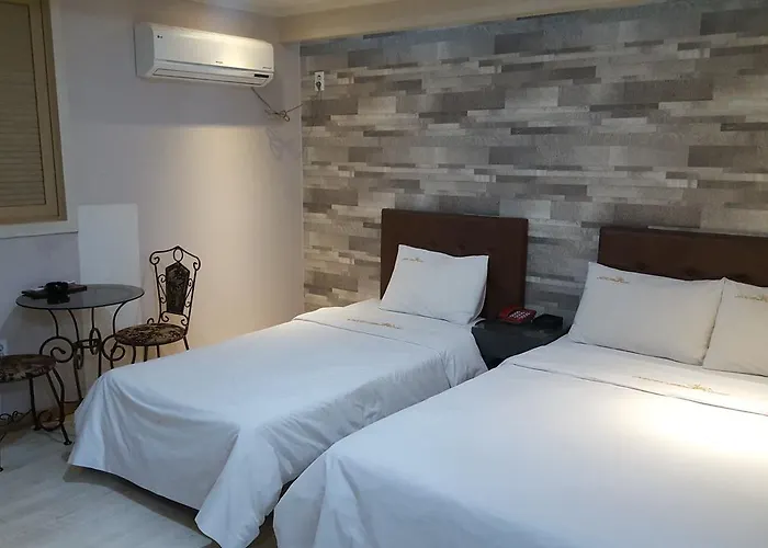 Hotel Rexvill