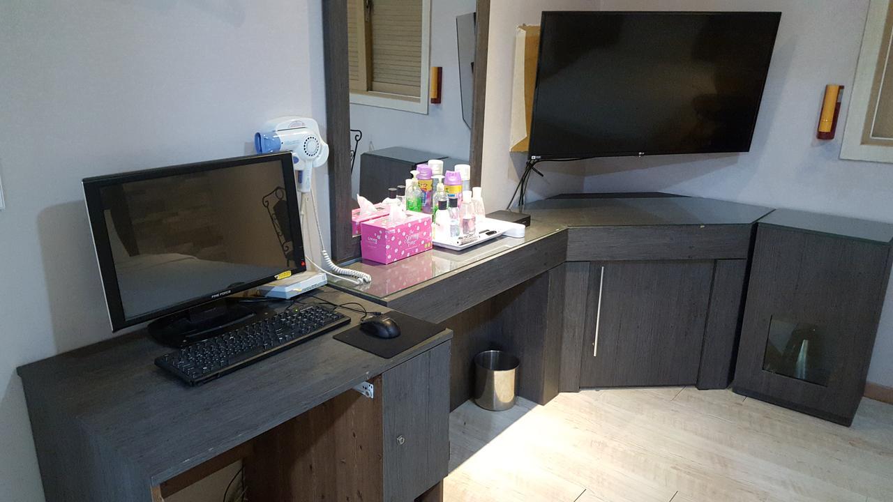 Hotel Rexvill